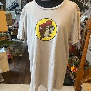 Buc-ee’s truck graphic T-Shirt size XL